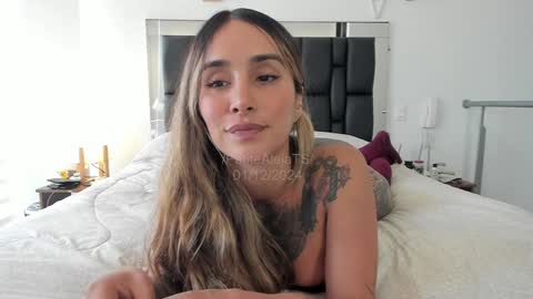 PetiteAlejaTs online show from 12/01/24, 04:29