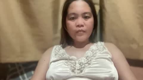 Snapshot of petiteasian_angel chatting on 03/20/26, 12:54 Hanna online show from 03/20/26, 12:54
