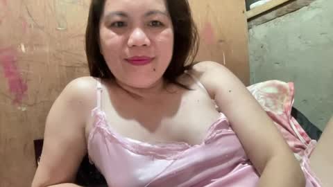 Snapshot of petiteasian_angel chatting on 04/29/26, 11:25 Hanna online show from 04/29/26, 11:25
