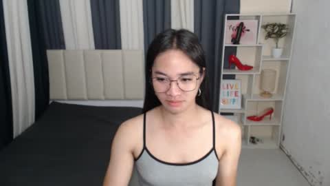 Snapshot of petiteasianmarian chatting on 10/08/25, 10:57 bigcock Marian online show from 10/08/25, 10:57