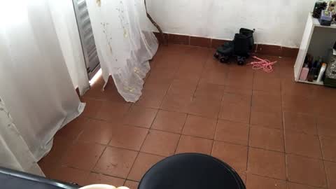 Mlian online show from 04/06/26, 01:23