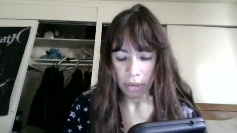 Snapshot of petitedoll30 chatting on 12/31/24, 08:34 Petitedoll30 online show from 12/31/24, 08:34