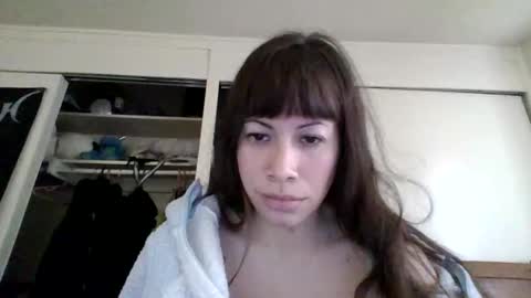 Snapshot of petitedoll30 chatting on 01/14/25, 10:44 Petitedoll30 online show from 01/14/25, 10:44