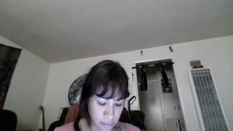 Snapshot of petitedoll30 chatting on 02/20/25, 07:41 Petitedoll30 online show from 02/20/25, 07:41