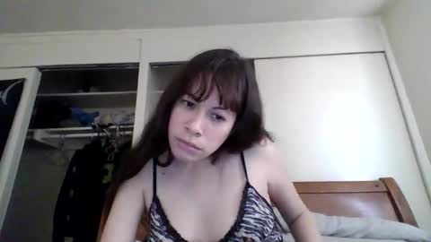 Snapshot of petitedoll30 chatting on 02/20/25, 10:48 Petitedoll30 online show from 02/20/25, 10:48