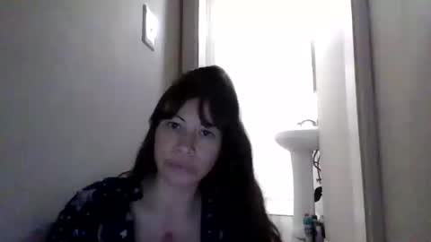 Snapshot of petitedoll30 chatting on 10/15/25, 08:09 Petitedoll30 online show from 10/15/25, 08:09