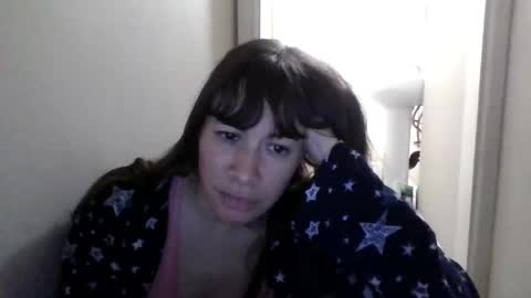 Snapshot of petitedoll30 chatting on 11/26/25, 09:05 Petitedoll30 online show from 11/26/25, 09:05