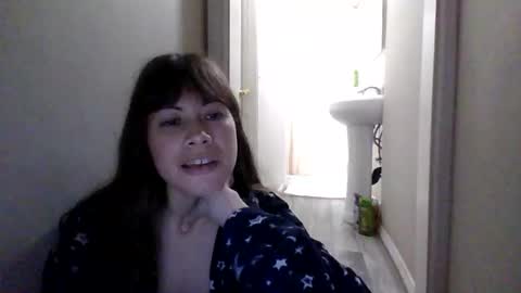 Snapshot of petitedoll30 chatting on 12/20/25, 12:29 Petitedoll30 online show from 12/20/25, 12:29