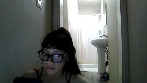Snapshot of petitedoll30 chatting on 05/09/26, 01:22 Petitedoll30 online show from 05/09/26, 01:22
