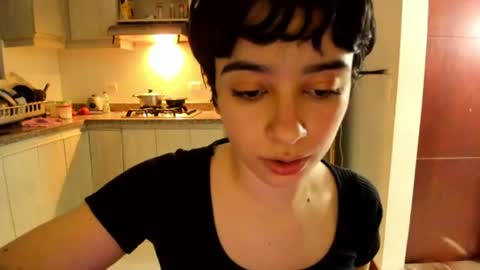 Snapshot of petitee_lunna chatting on 07/02/26, 03:23 Lunna online show from 07/02/26, 03:23