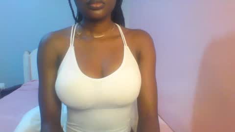 Snapshot of petiteediva chatting on 07/03/26, 03:02 diva online show from 07/03/26, 03:02