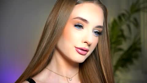 Snapshot of petitegonwiild chatting on 03/13/26, 05:52 Petitegonwiild online show from 03/13/26, 05:52