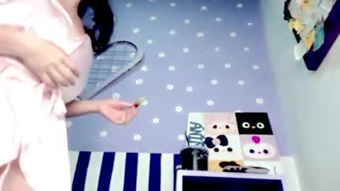 Snapshot of petiteivoryqueen chatting on 04/11/26, 05:23 danna online show from 04/11/26, 05:23