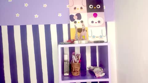 Snapshot of petiteivoryqueen chatting on 04/27/26, 12:41 danna online show from 04/27/26, 12:41