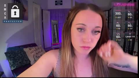 Snapshot of petitejewel chatting on 01/08/25, 11:10 Jules online show from 01/08/25, 11:10