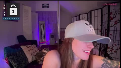 Snapshot of petitejewel chatting on 01/13/25, 02:11 Jules online show from 01/13/25, 02:11