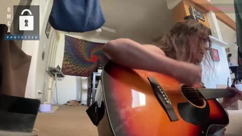 Snapshot of petitejewel chatting on 03/12/25, 06:44 Jules online show from 03/12/25, 06:44