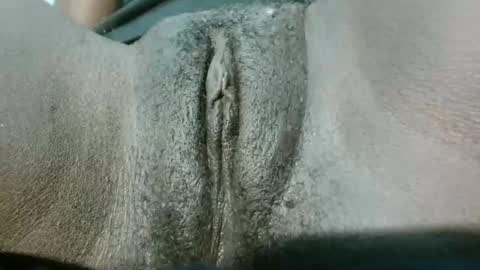 petiteme1 online show from 02/05/25, 07:10