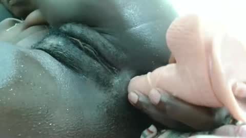 petiteme1 online show from 10/25/25, 07:52