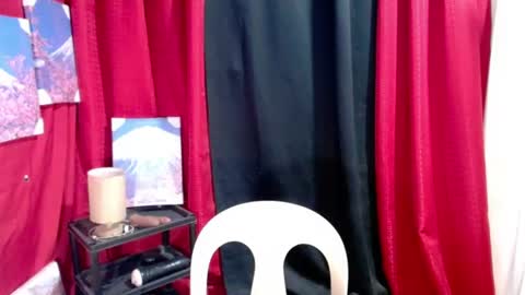 Snapshot of petitepinaycyrenets chatting on 06/14/26, 02:35 TsDELICIOUSCum69 online show from 06/14/26, 02:35