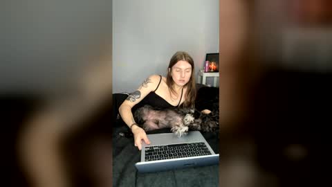 I am very new and dont know what im doing lol online show from 05/30/26, 11:13