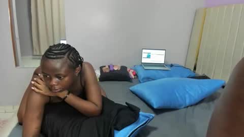 Snapshot of petitiana chatting on 04/08/26, 03:06 Cayennee online show from 04/08/26, 03:06