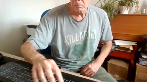 petitwilly online show from 07/15/26, 08:30