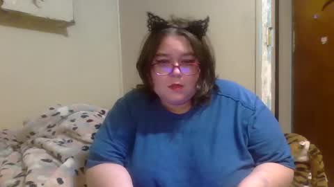 Snapshot of petmykitty chatting on 10/19/25, 03:40 The Aspie Kitty twitterthishunonfire online show from 10/19/25, 03:40