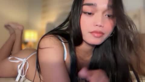 Snapshot of petrova_karla chatting on 05/18/26, 06:03 Ur Sexy Karla online show from 05/18/26, 06:03