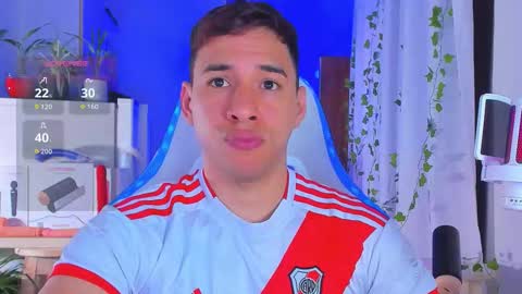 Snapshot of petter_coleman chatting on 03/05/26, 11:01 Petter Coleman online show from 03/05/26, 11:01