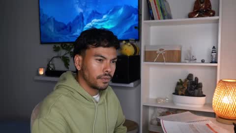 Snapshot of pettercat chatting on 10/16/25, 01:28 Pettercat online show from 10/16/25, 01:28