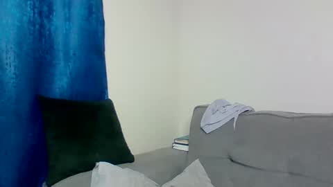 Arielle online show from 12/05/25, 12:19