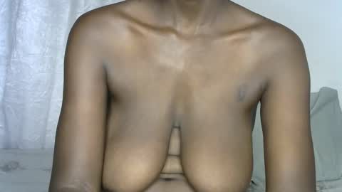 pettite_cora1 online show from 11/11/25, 05:35