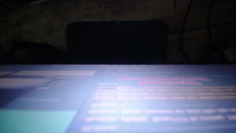 Snapshot of petty_boy777 chatting on 12/21/25, 01:51 petty_boy777 online show from 12/21/25, 01:51