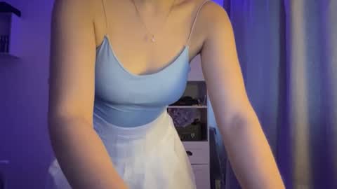 Katie online show from 10/23/25, 01:21