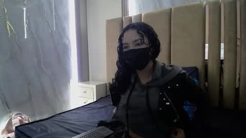 Moon  online show from 10/21/25, 12:28