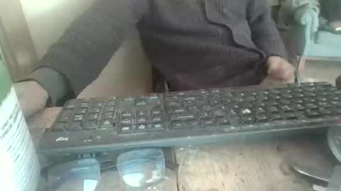 peyo873996 online show from 05/07/26, 07:58