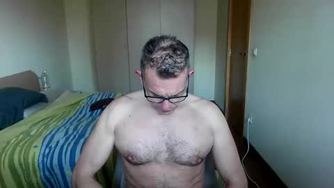 Snapshot of pg19clp4191zm chatting on 03/12/26, 03:51 Alex online show from 03/12/26, 03:51