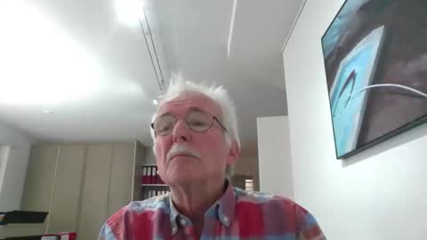 pgroove542707 online show from 02/18/26, 11:17