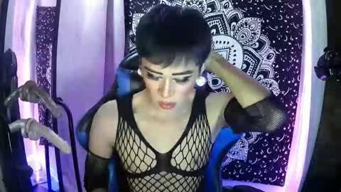 Snapshot of ph_hardcock chatting on 04/22/26, 01:19 JOHN online show from 04/22/26, 01:19