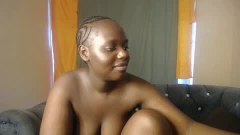 Snapshot of phaeey_savage chatting on 04/08/26, 06:57 Pheey online show from 04/08/26, 06:57