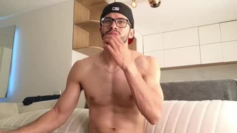 phantom_bigger1 online show from 01/07/26, 02:41