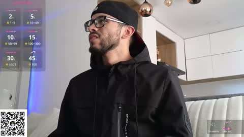 phantom_bigger1 online show from 02/26/26, 02:27