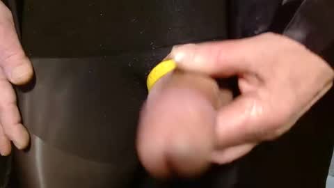 Snapshot of phathead100 chatting on 01/02/25, 03:29 phathead100 online show from 01/02/25, 03:29