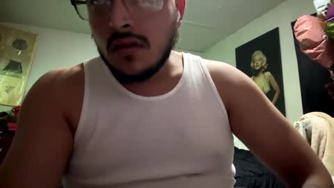 Snapshot of phdaddy21 chatting on 03/03/25, 12:48 PHDaddy21 online show from 03/03/25, 12:48