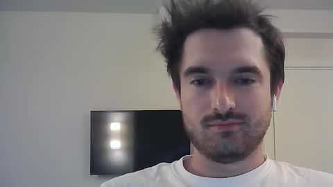 Snapshot of philborison chatting on 09/18/25, 04:14 PhilipBorison online show from 09/18/25, 04:14