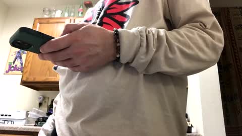 Snapshot of phildoesart chatting on 12/30/24, 12:22 Phil online show from 12/30/24, 12:22