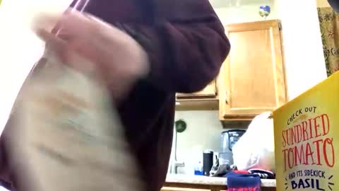 Snapshot of phildoesart chatting on 01/07/25, 01:49 Phil online show from 01/07/25, 01:49