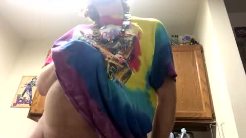 Snapshot of phildoesart chatting on 09/15/25, 12:21 Phil online show from 09/15/25, 12:21