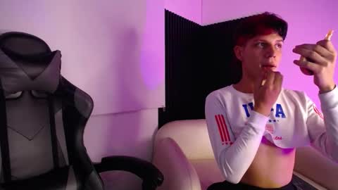 Snapshot of philipp_jones chatting on 02/03/26, 04:21 PHIL online show from 02/03/26, 04:21